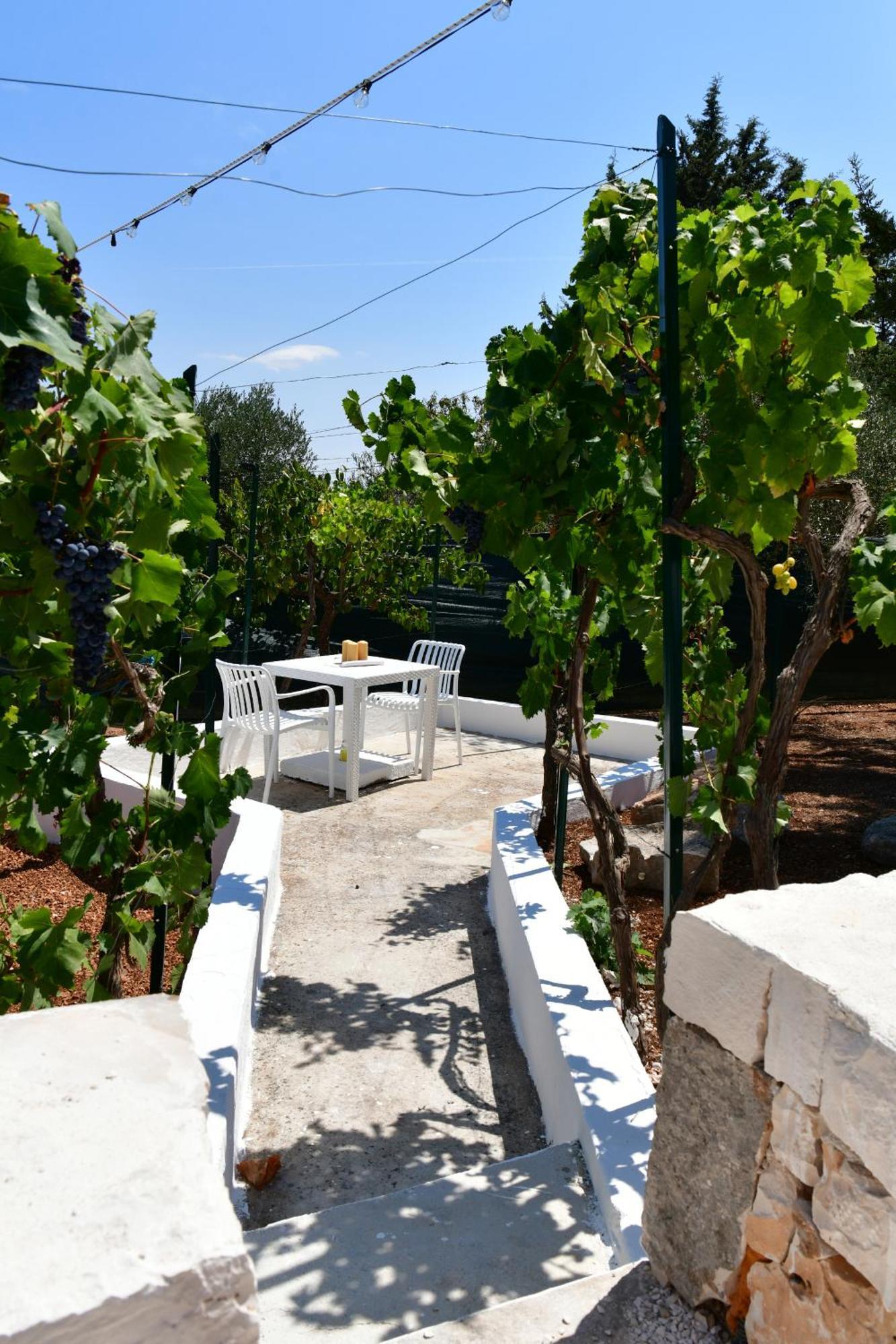 Lamarossa Trulli & Suites Antonelli Εξωτερικό φωτογραφία