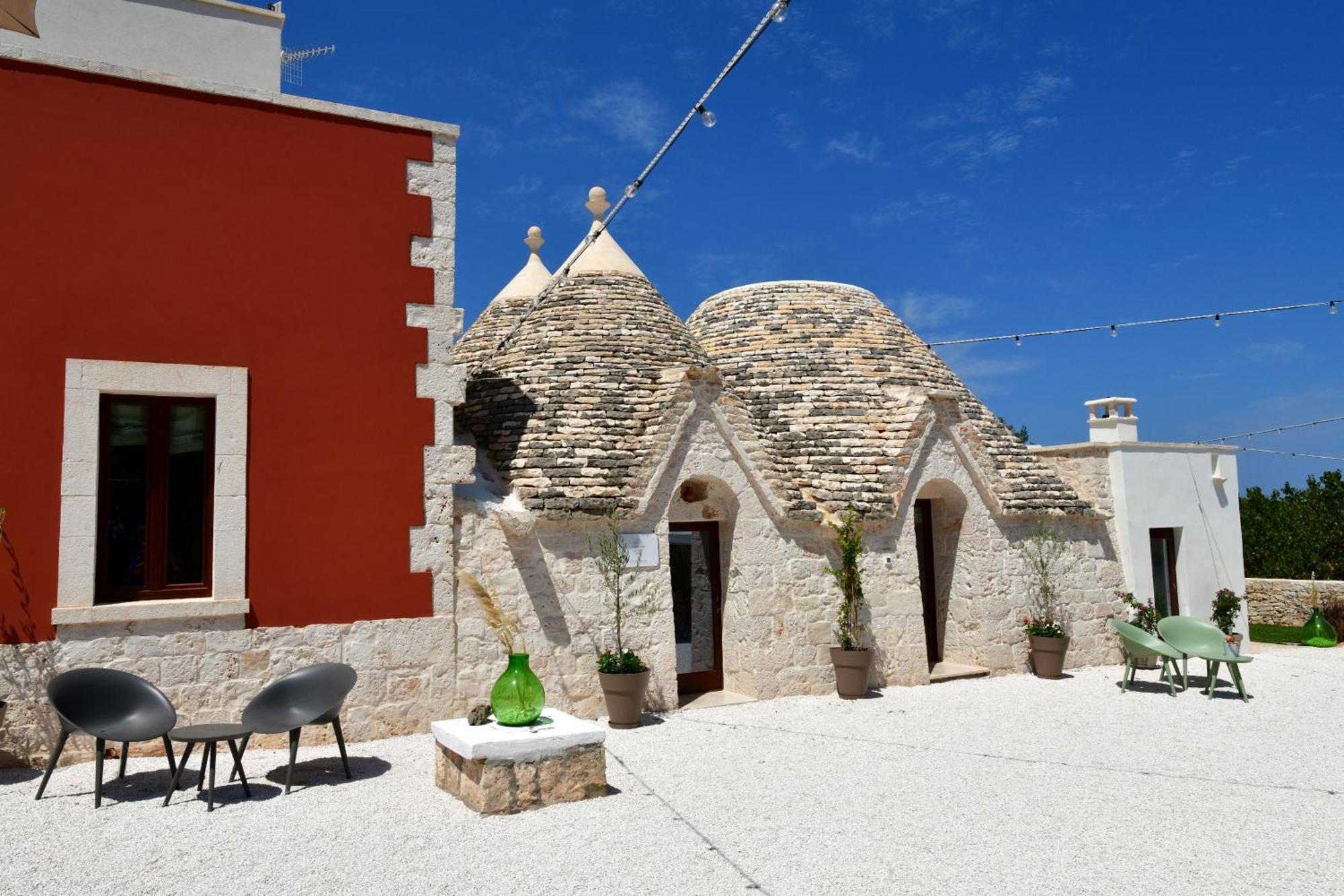 Lamarossa Trulli & Suites Antonelli Εξωτερικό φωτογραφία