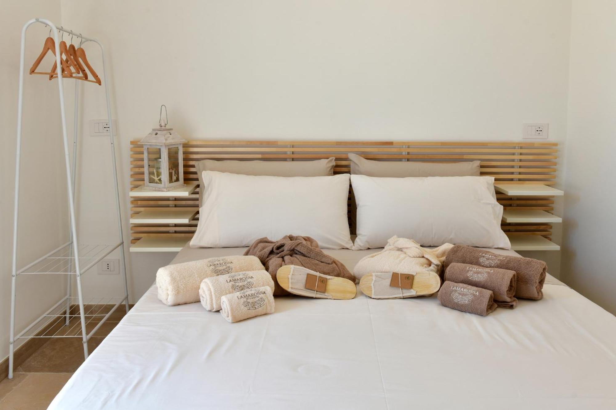 Lamarossa Trulli & Suites Antonelli Εξωτερικό φωτογραφία